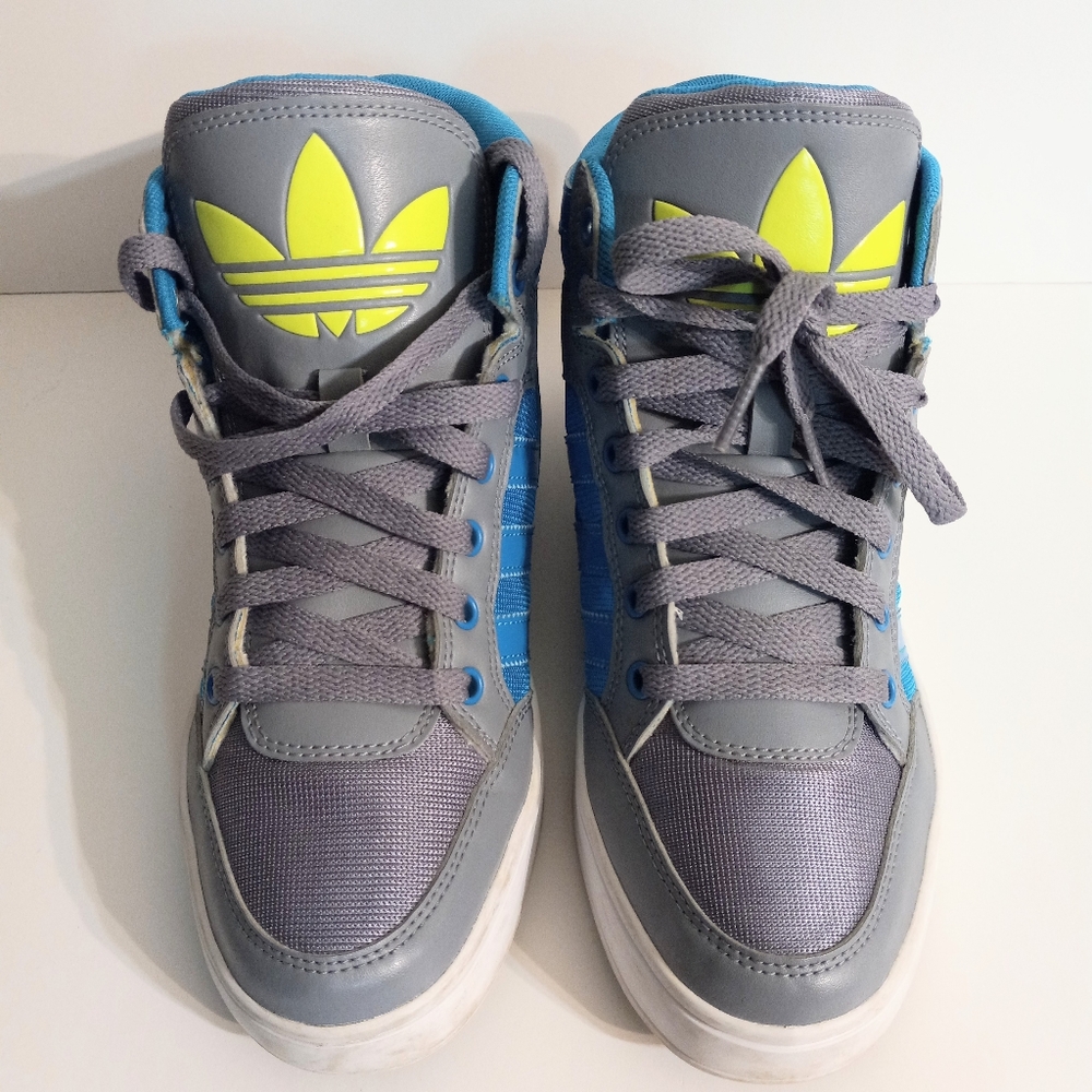 Adidas Grey/Blue with color splash size 5.5